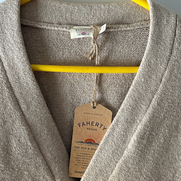 Faherty Women's Tan V-Neck Sweater - Picture 2 of 6